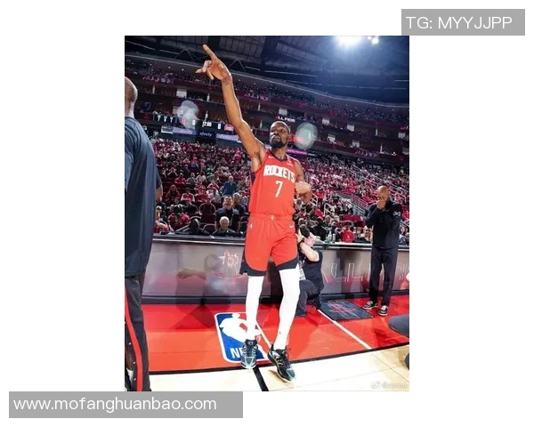 杜兰特作为主要防守人将活塞球员的投篮限制在8投2中（防守命中率25.0%）