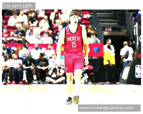 老鹰记者犀利点评谢泼德防守表现:场上一碰就碎? 老鹰记者犀利点评谢泼德防守表现:场上一碰就碎?