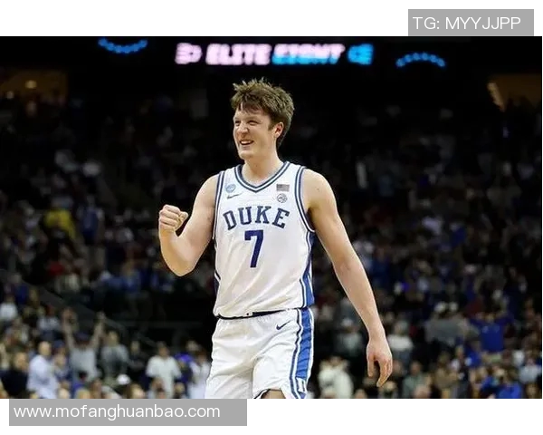 哈登称赞克尼佩尔:精湛投篮搭配犀利突破能力 哈登称赞克尼佩尔:精湛投篮搭配犀利突破能力