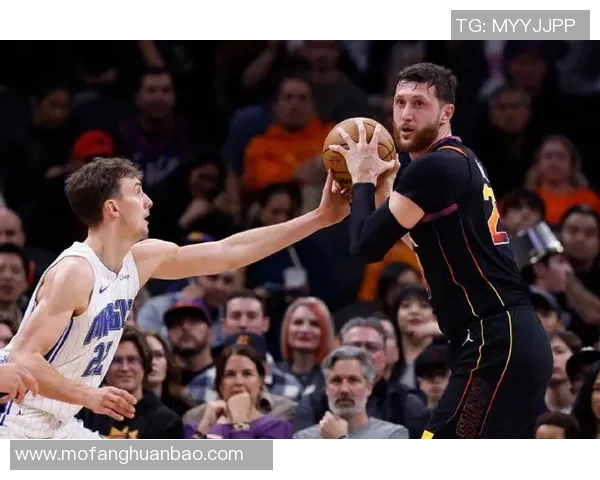 NBA战报：布克31分8助，太阳112-107击败尼克斯