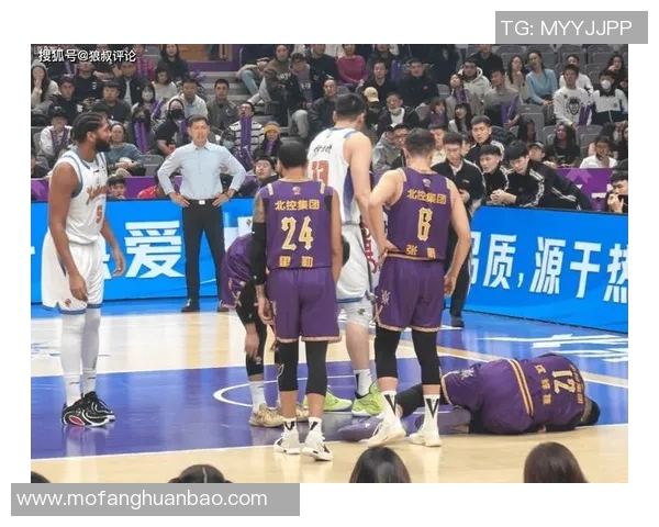 福建北控半场公益互动，三球迷错失万元大奖