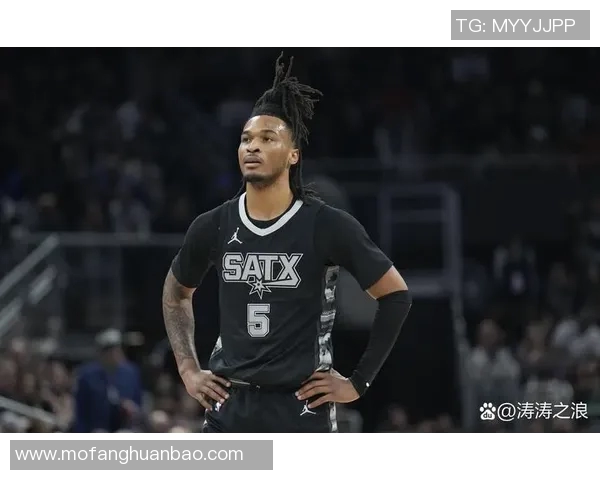 历史第二年轻后卫！卡斯尔半场8中8轰下21分7助攻5篮板